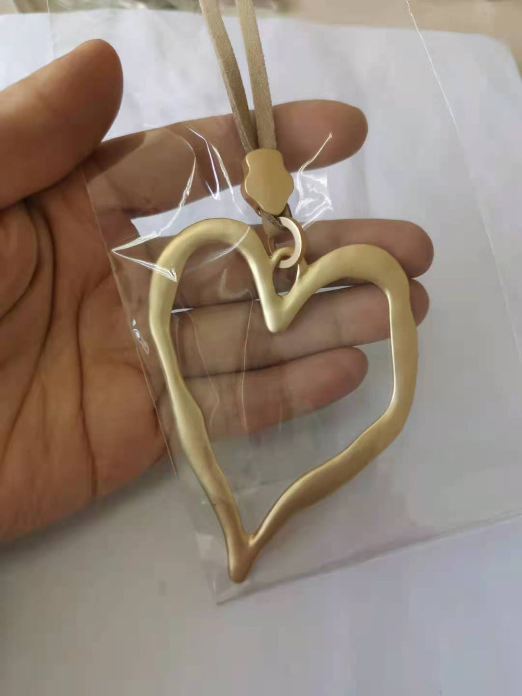 Hollow Heart Shaped Necklace N3271 - view 10
