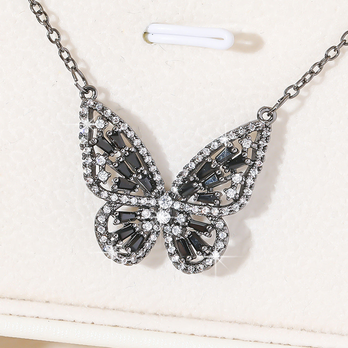 Butterfly Zircon Chain Necklace N3917