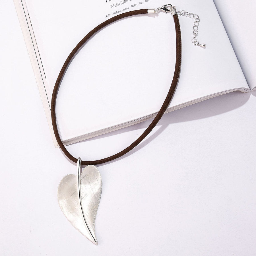 Leaf Alloy Pendant Necklace N4548