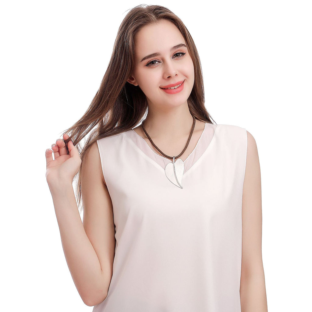 Leaf Alloy Pendant Necklace N4548