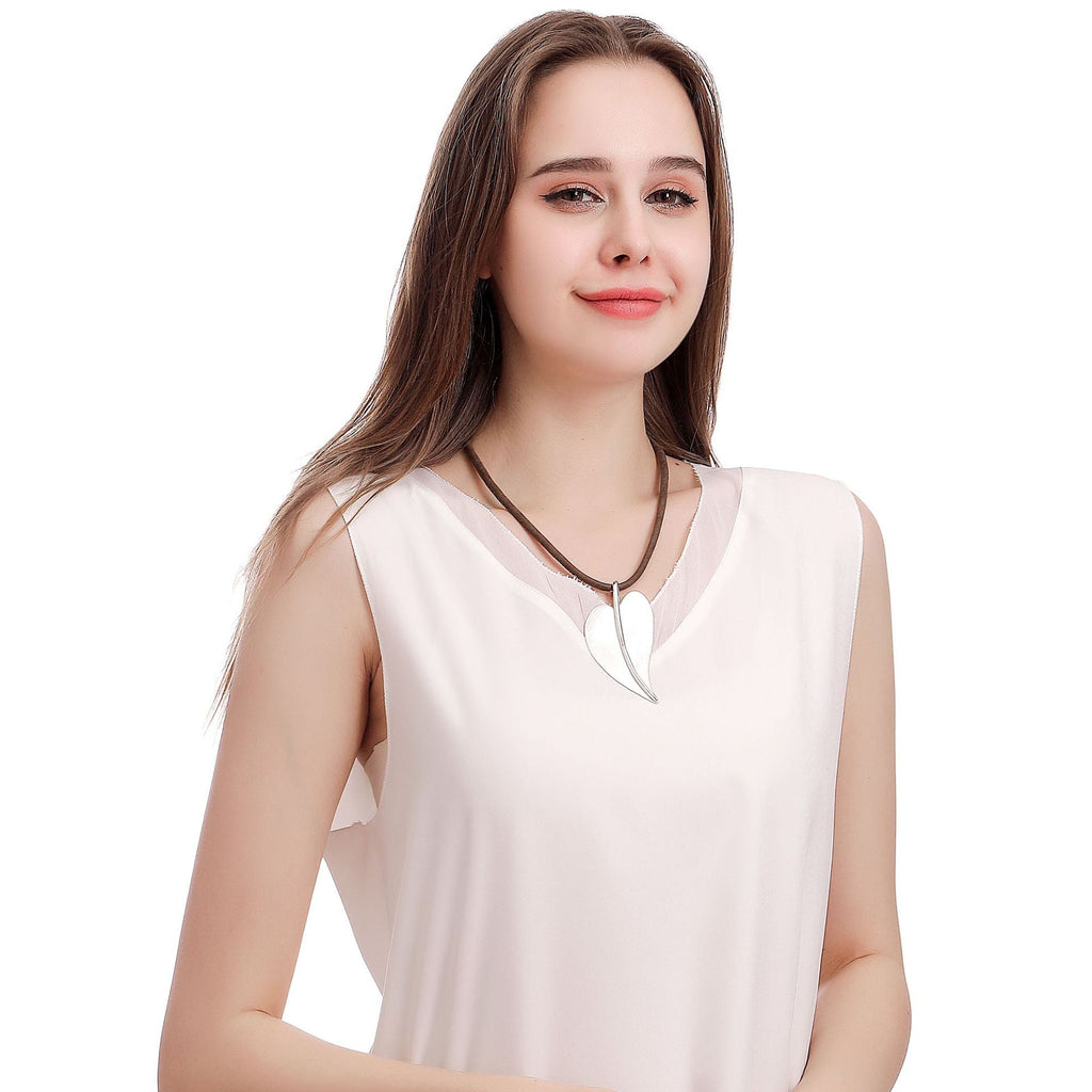 Leaf Alloy Pendant Necklace N4548