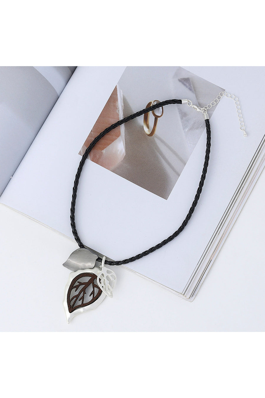 Leaf Alloy Leather Necklace N4686