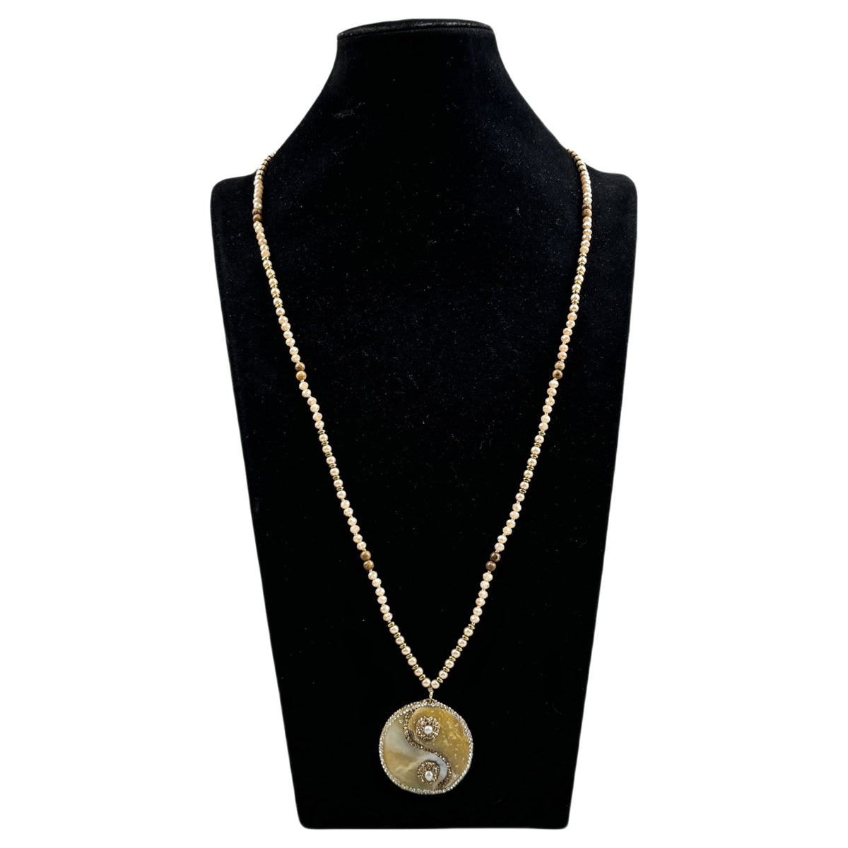 Yin Yang Shell Pendant Bead Necklace N5551 - view 3