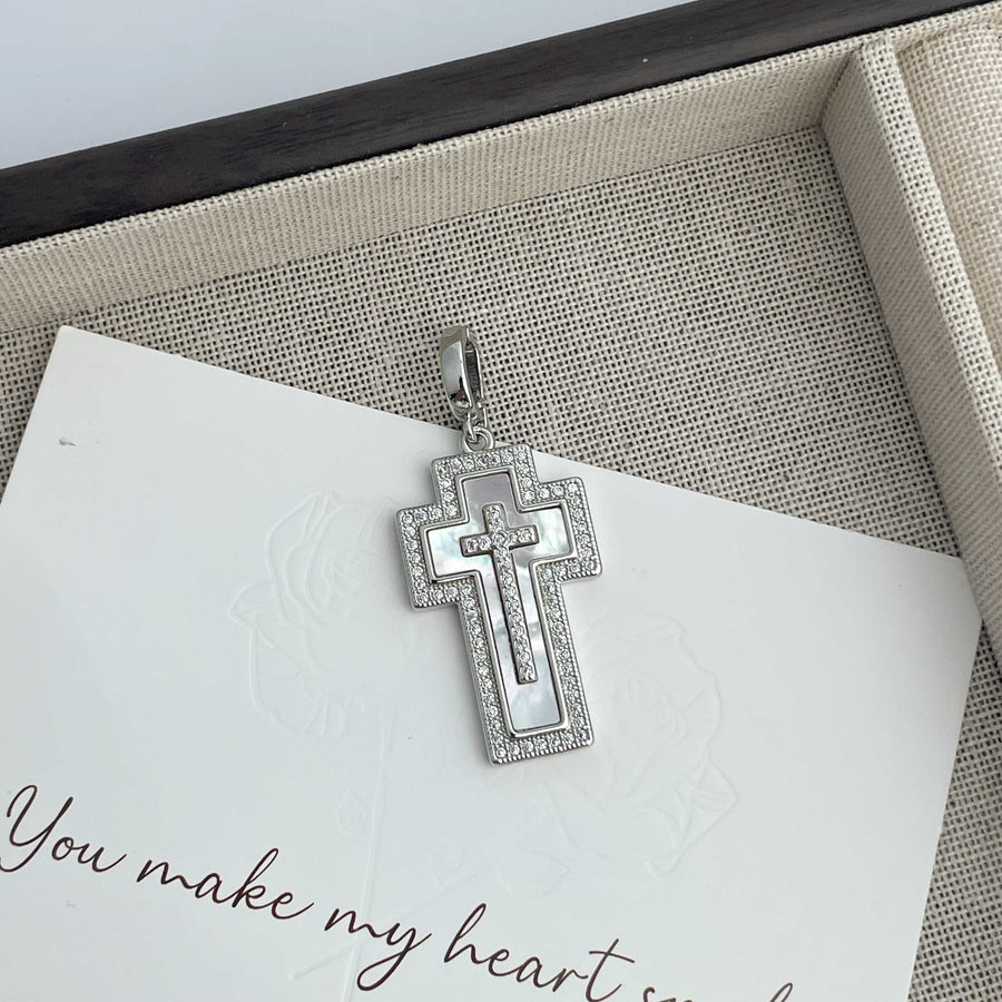 18K Gold-Plated Cross Cubic Zirconia Pendant P0682