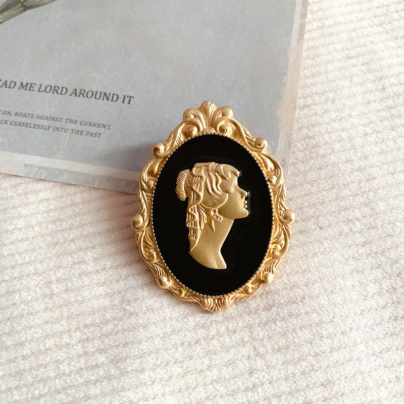 Embossed Woman Alloy Necklace PA3327