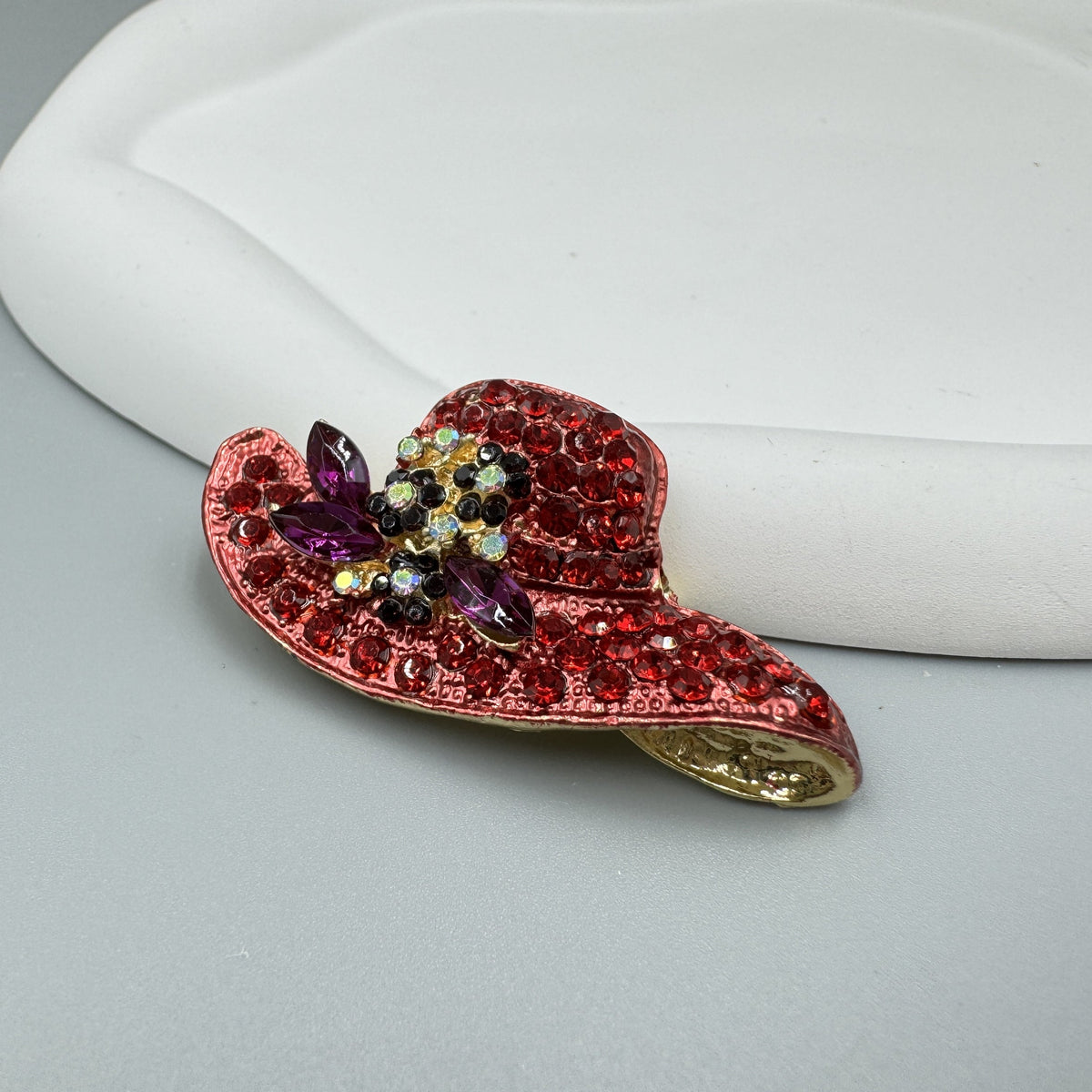 Hat Rhinestone Brooch PA3332