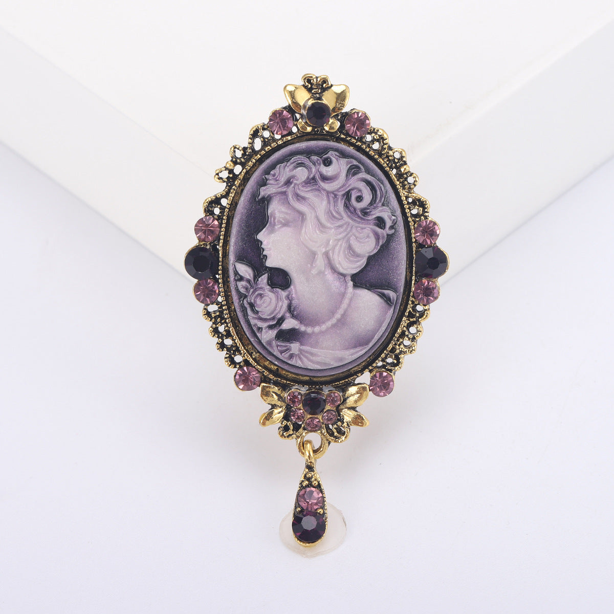 Baroque Portrait Brooch PA3344
