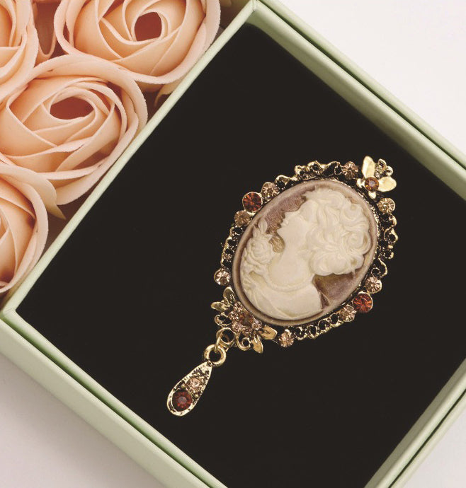Baroque Portrait Brooch PA3344