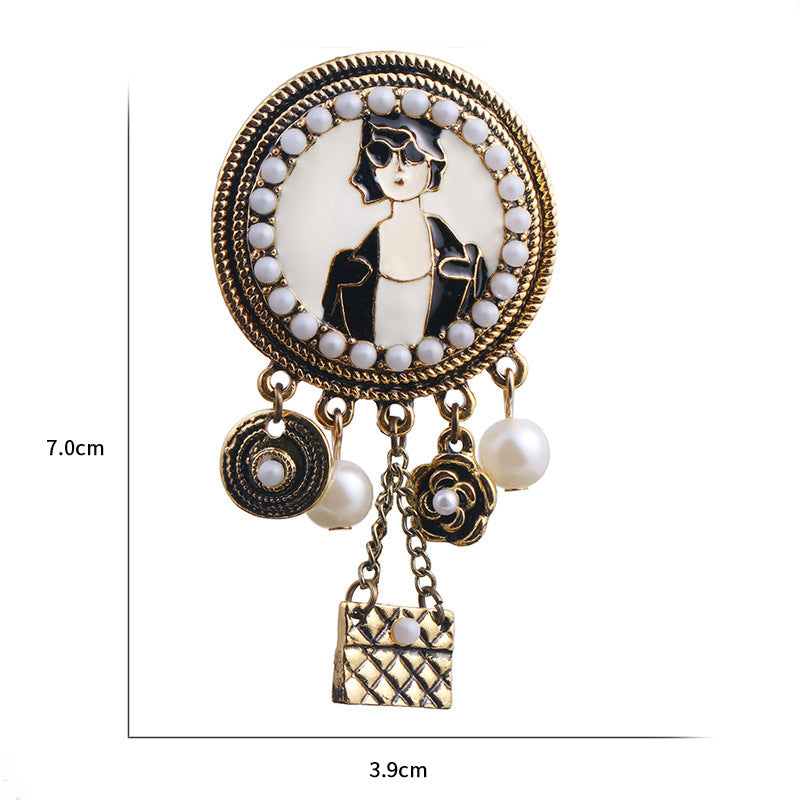 Pearl Portrait Tassel Brooch PA3347