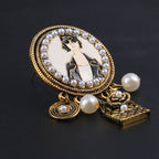 Pearl Portrait Tassel Brooch PA3347