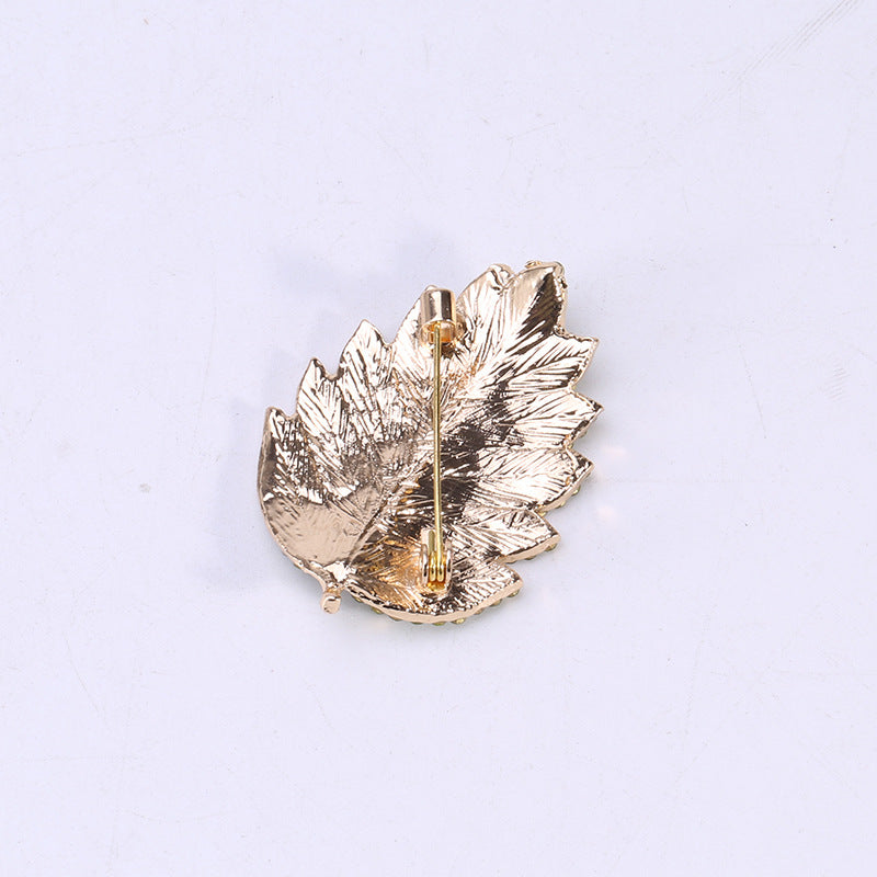 Leaf Alloy Brooch PA3497