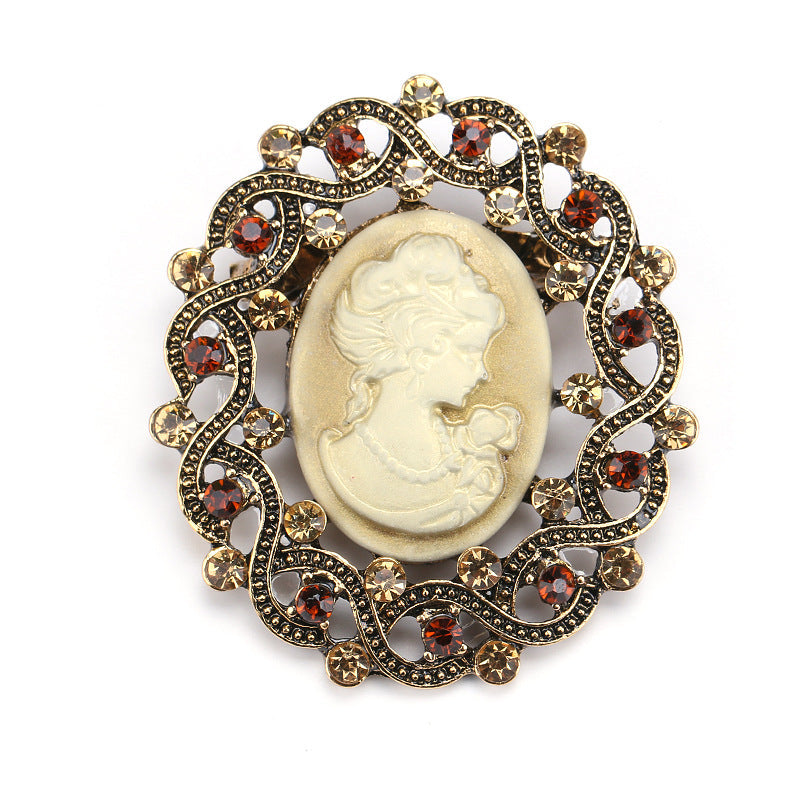 Baroque Portrait Brooch PA3502