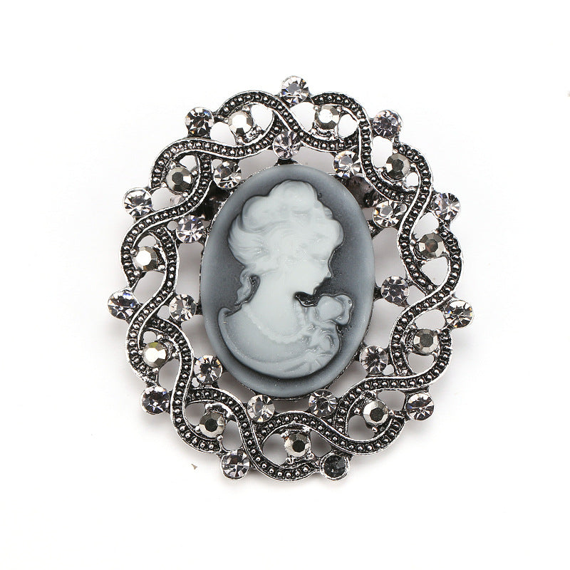 Baroque Portrait Brooch PA3502