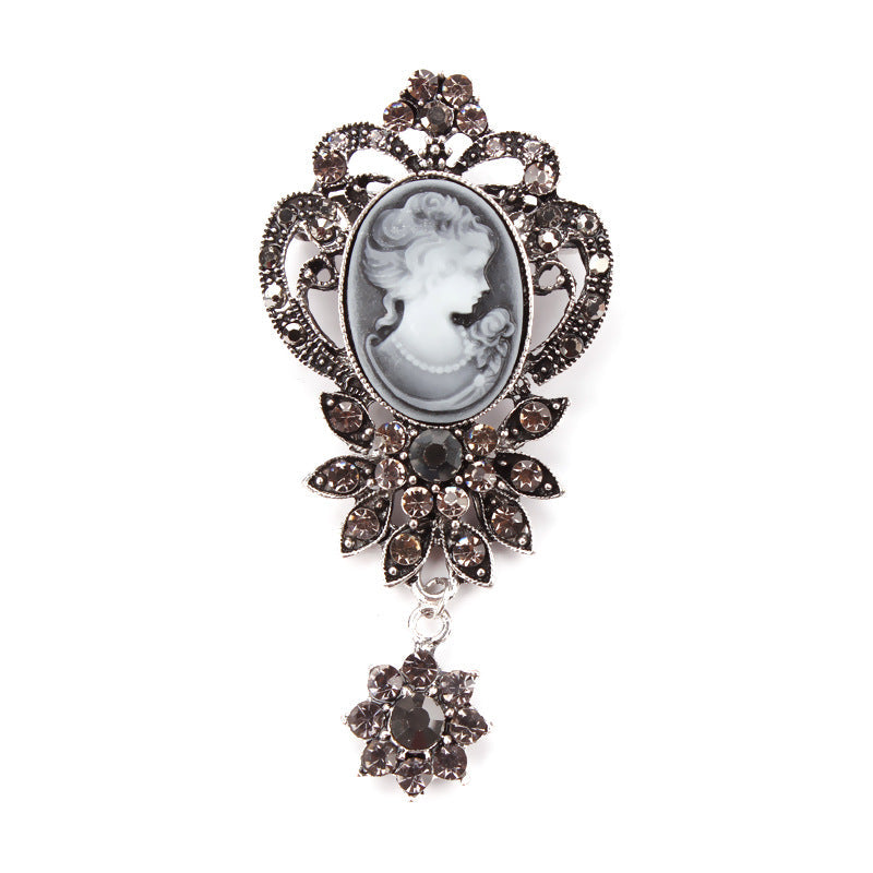 Baroque Portrait Brooch PA3503