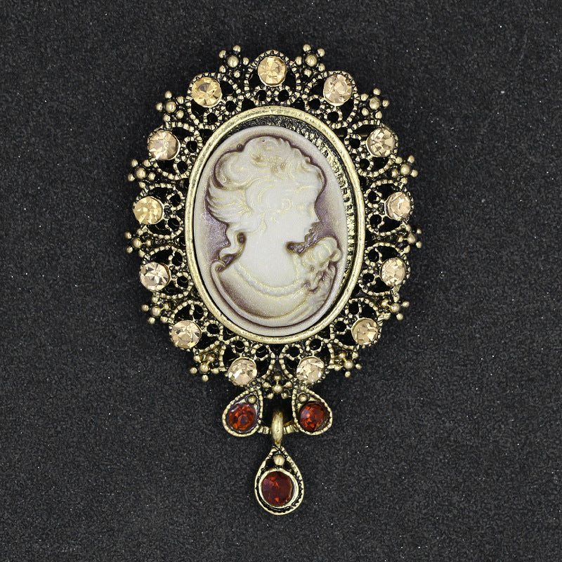Baroque Portrait Brooch PA3504