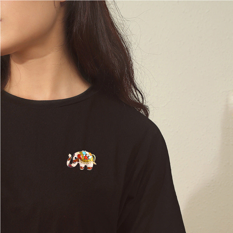 Elephant Rhinestone Brooch PA3552