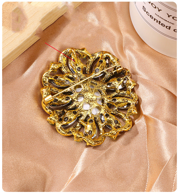 Baroque Floral Rhinestone Brooch PA3604 - view 3