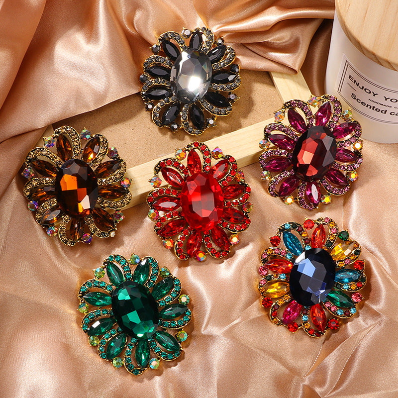 Baroque Floral Rhinestone Brooch PA3604 - view 4