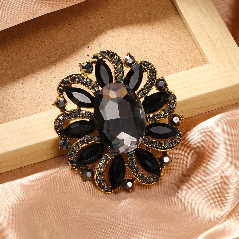 Baroque Floral Rhinestone Brooch PA3604 - view 5