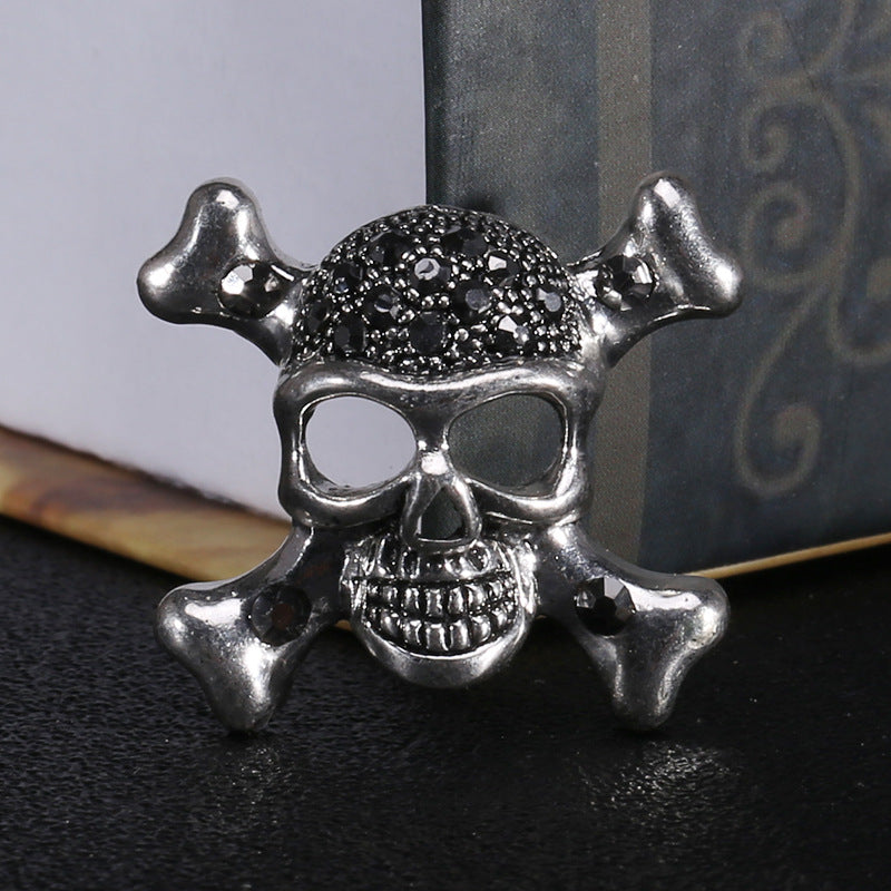 Skull Rhinestone Brooch PA3868