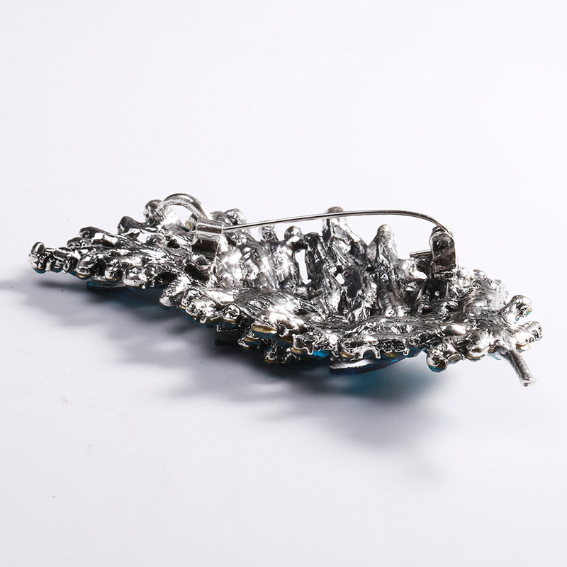 Leaf Rhinestone Pin PA4014