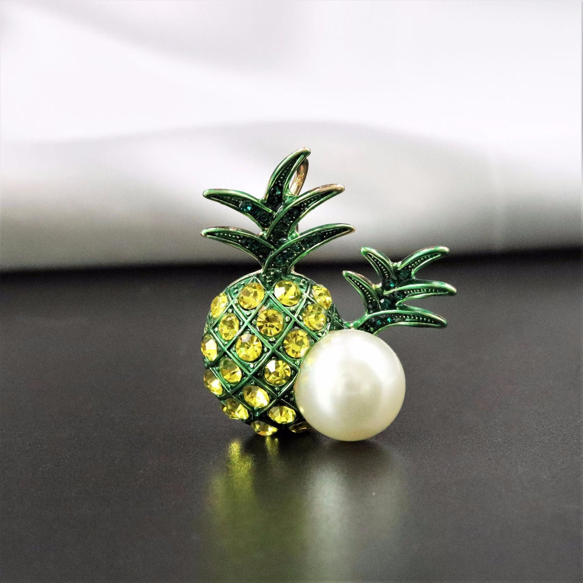Pineapple Rhinestone Brooch PA4158