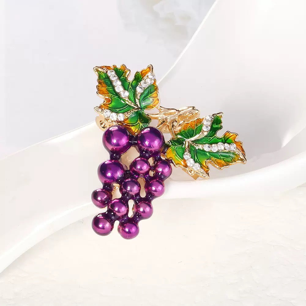 Grape Alloy Brooch PA4213 - view 2