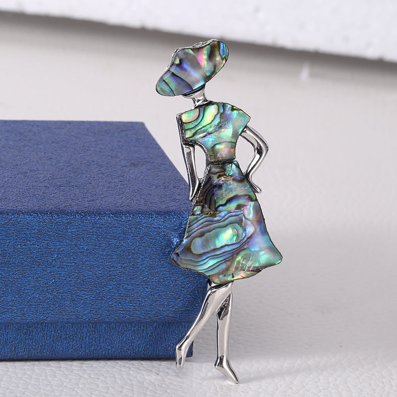 Girl Mother Of Pearl Brooch PA4216