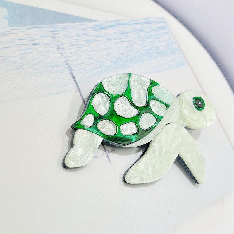 Sea Turtle Acrylic Brooch PA4311
