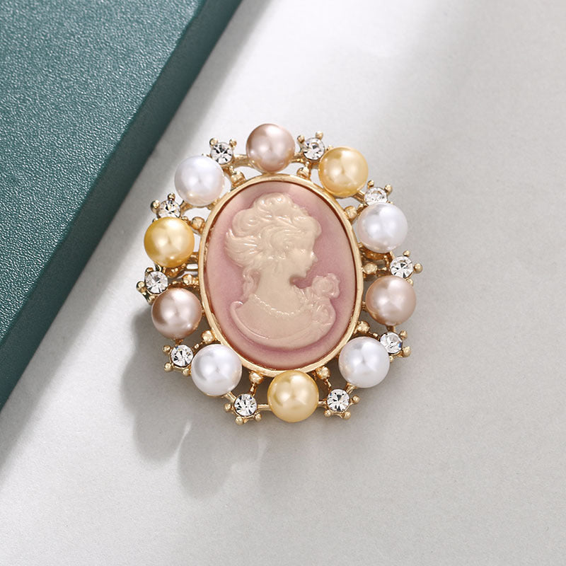Baroque Portrait Brooch PA4409