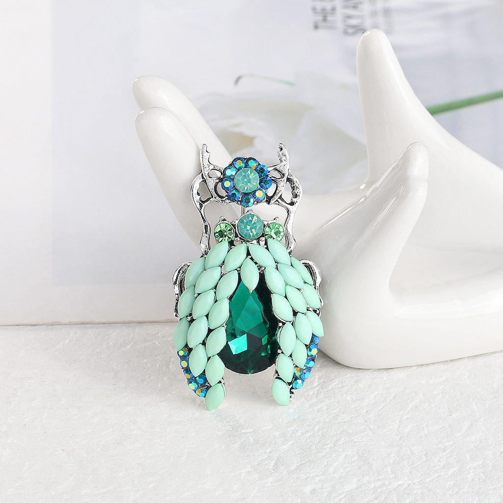 Turquoise Bee Brooch PA4428