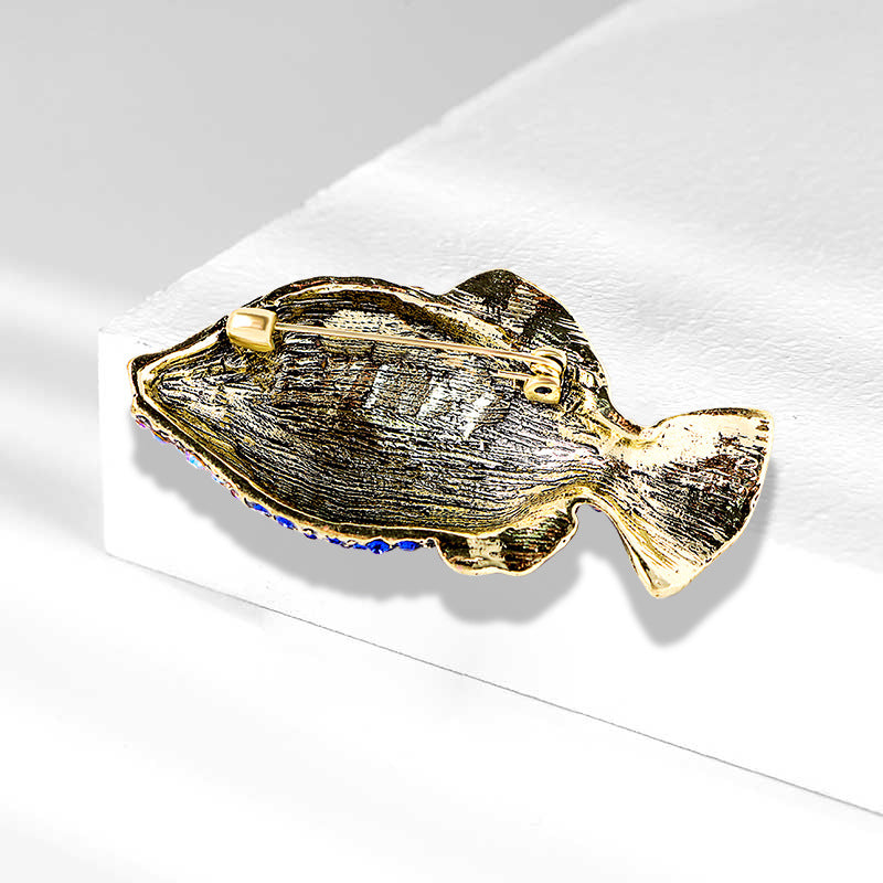 Fish Rhinestone Brooch PA4537