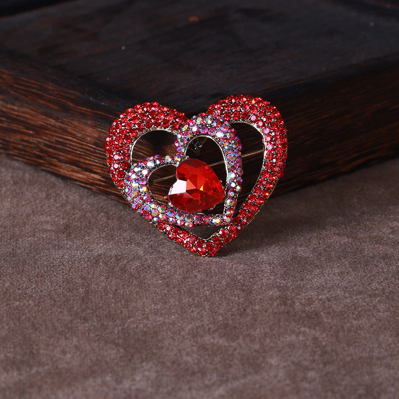 Heart Rhinestone Brooch PA4554