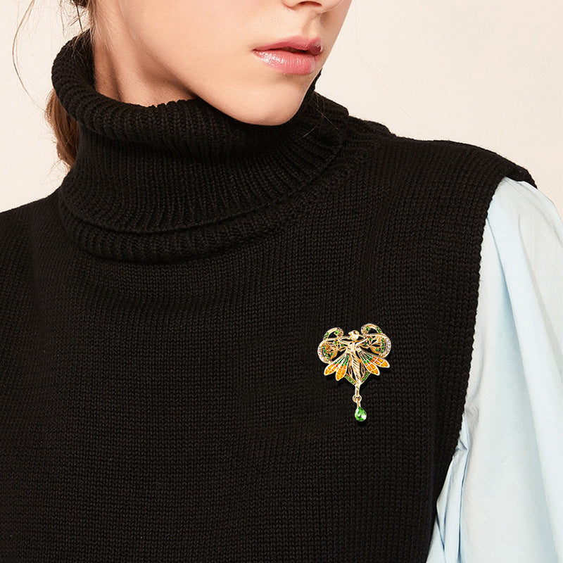 Angel Heart Rhinestone Brooch PA4566