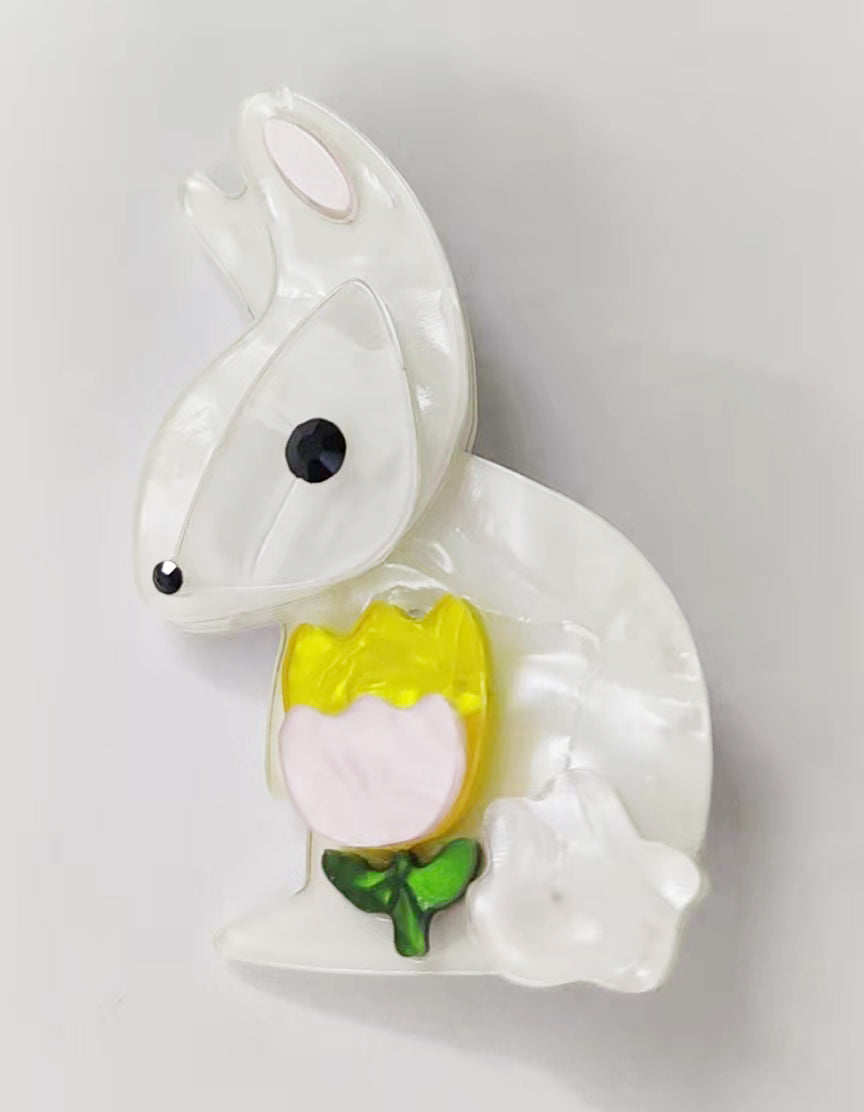 Rabbit Acrylic Brooch PA4603
