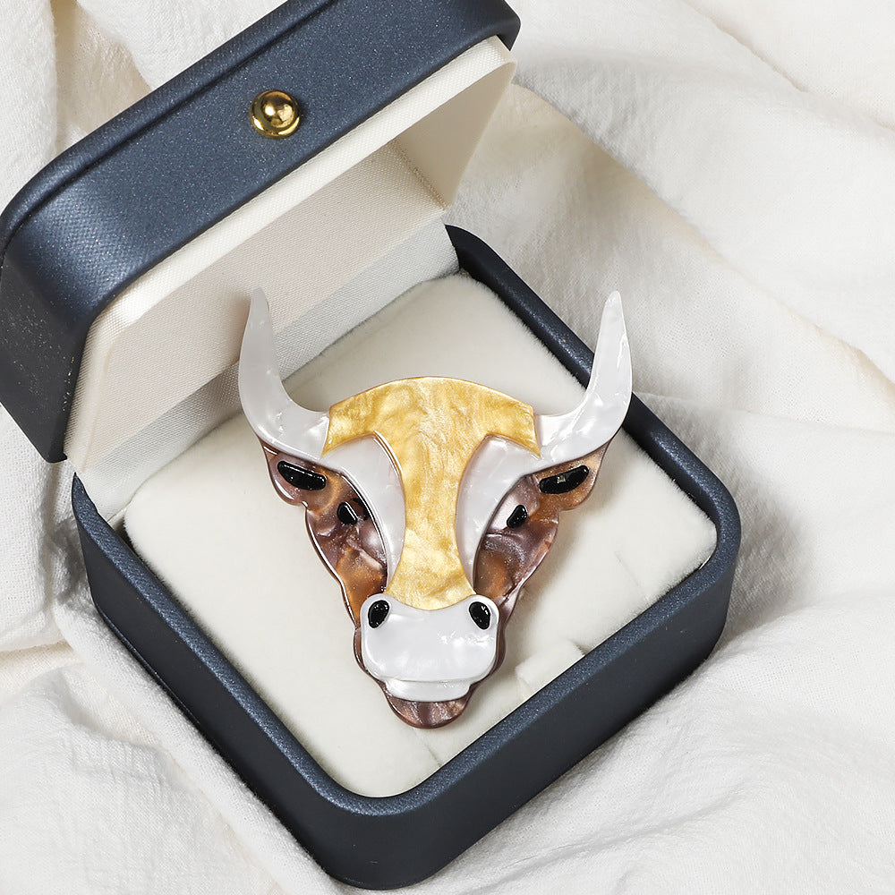 Bull Head Acrylic Brooch PA4608 - view 6