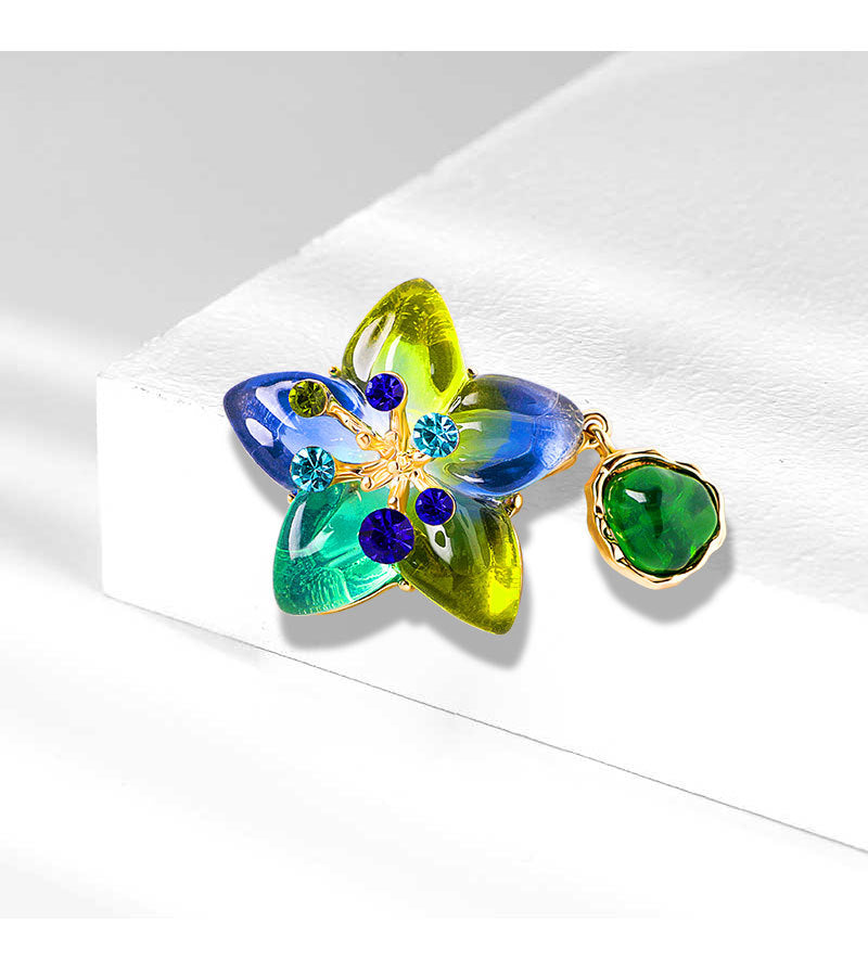Star Rhinestone Brooch PA4645