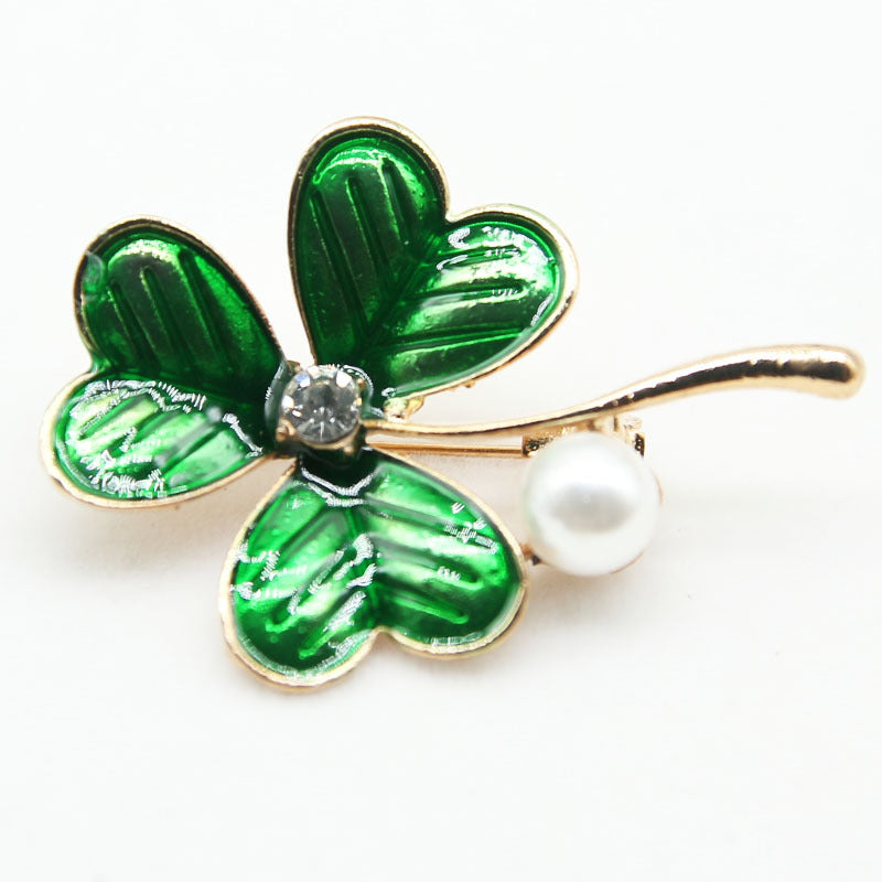 Clover Pearl Brooch PA4654