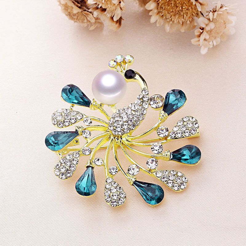 Peacock Rhinestone Brooch PA4661