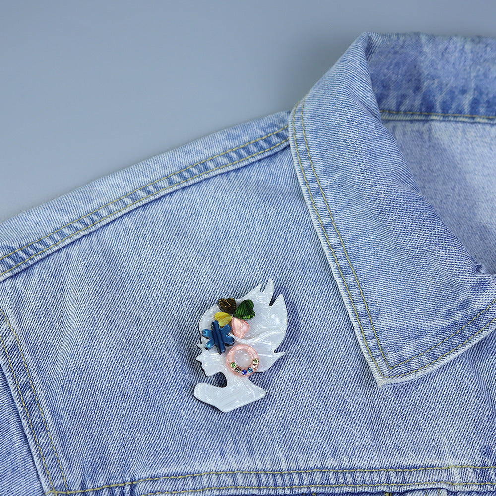 Clover Girl Rhinestone Acrylic Brooch PA4706