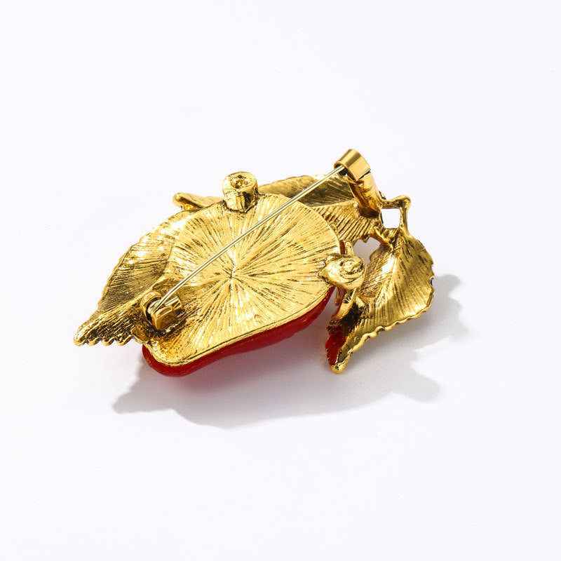 Strawberry Alloy Brooch PA4713