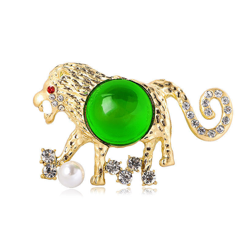 Lion Pearl Alloy Brooch PA4722