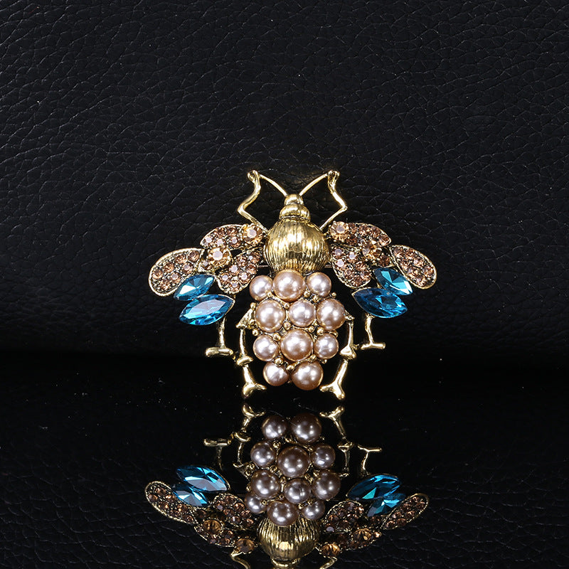 Bee Pearl Rhinestone Brooch PA4775