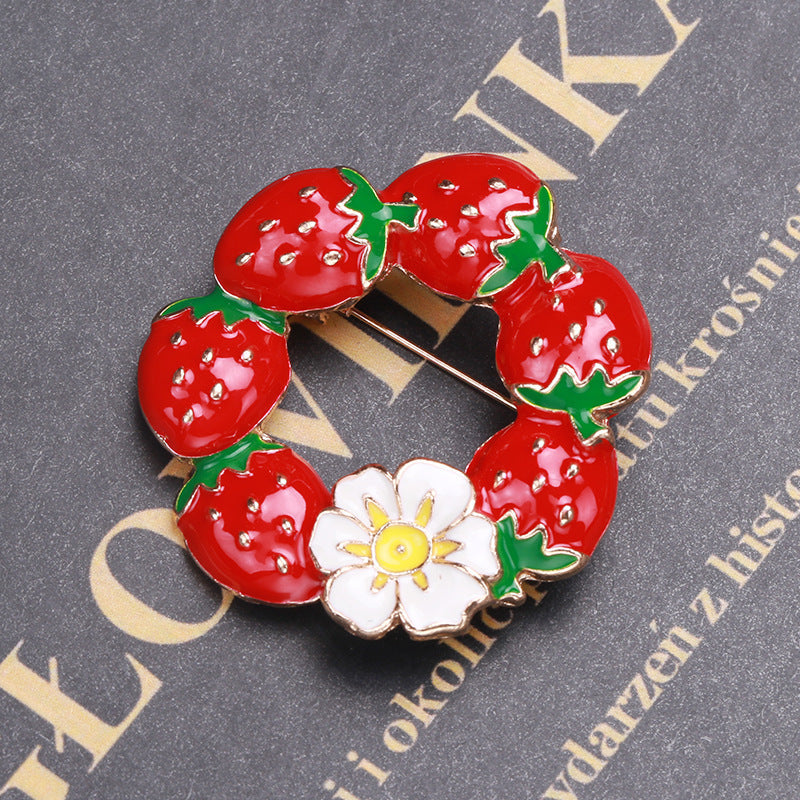 Strawberry Wreath Alloy Brooch PA4800