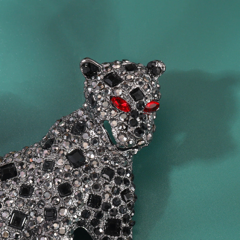 Leopard Rhinestone Brooch PA4813