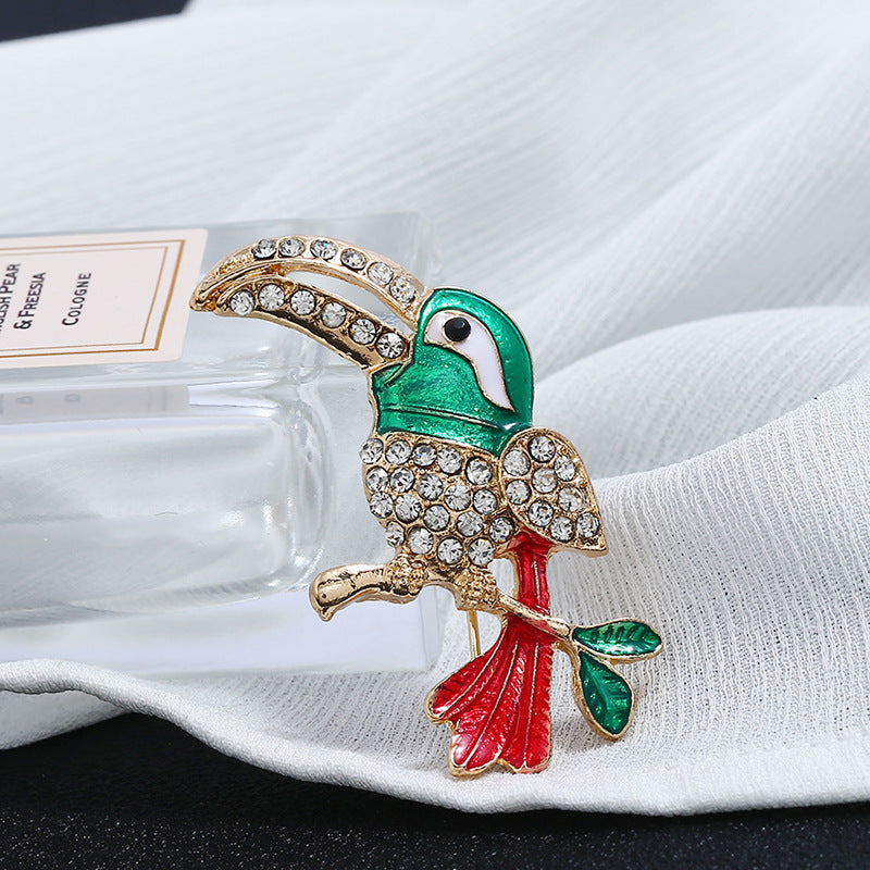 Parrot Rhinestone Brooch PA4816