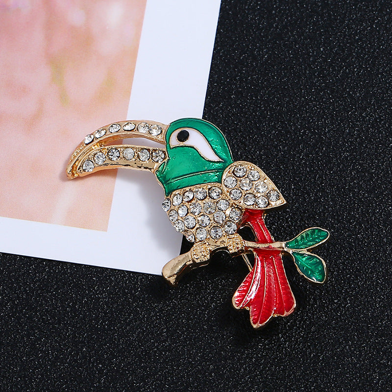 Parrot Rhinestone Brooch PA4816