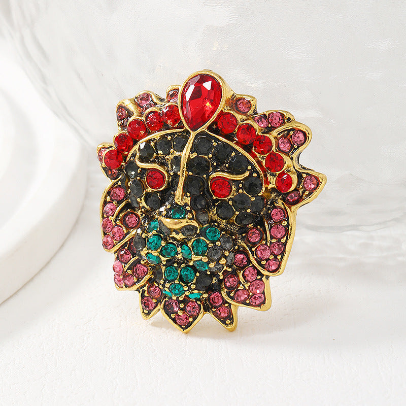 Lion Rhinestone Brooch PA4918