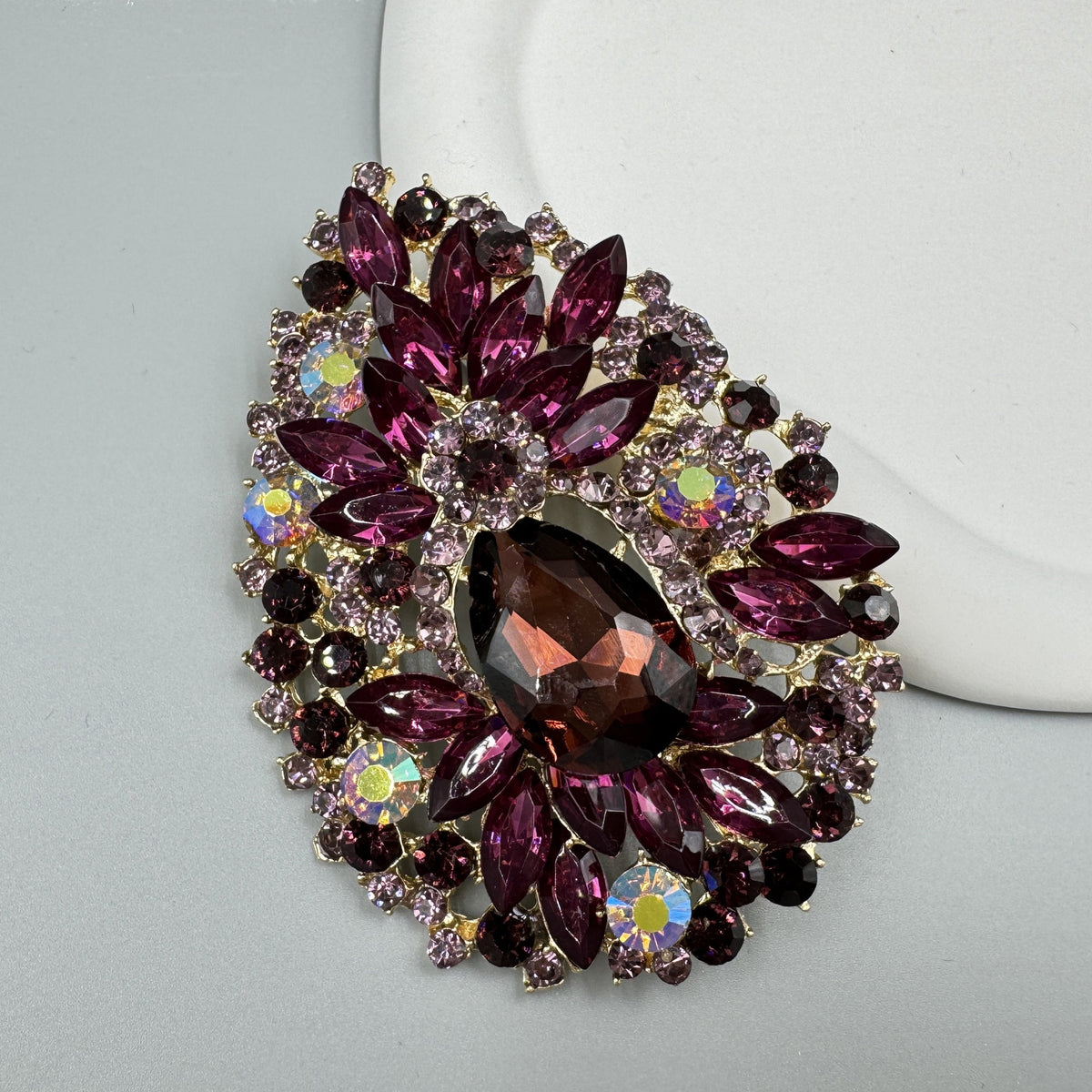 Teardrop Rhinestone Brooch PA4939