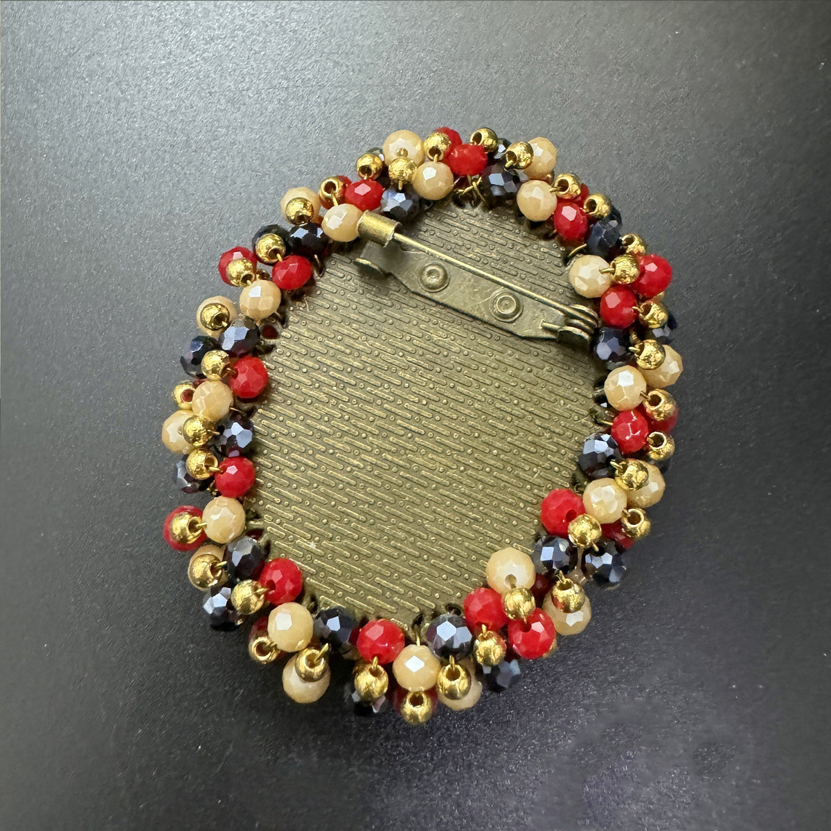 Random Frida Seed Bead Braided Pin PA4975